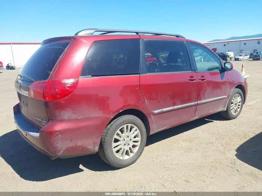 2010 TOYOTA SIENNA LIMITED