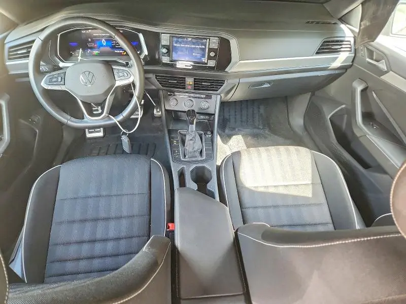 2024 VOLKSWAGEN JETTA SPORT  