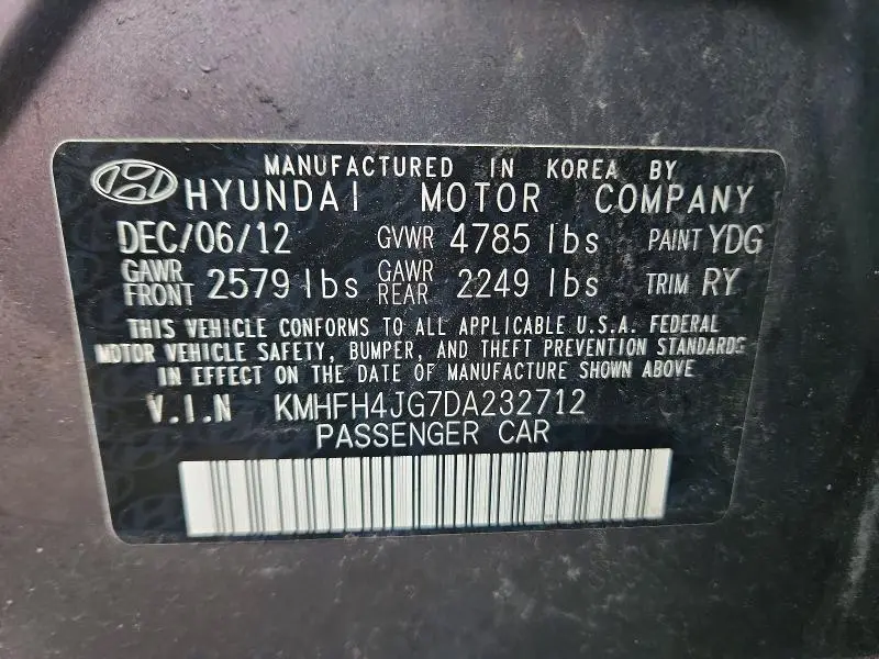 2013 HYUNDAI AZERA BASE  