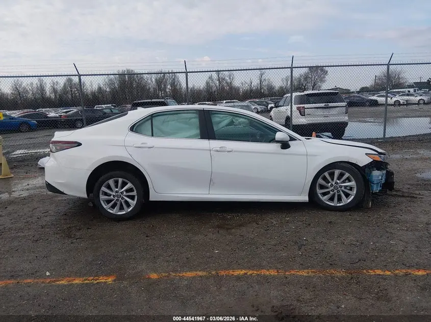 2023 TOYOTA CAMRY LE