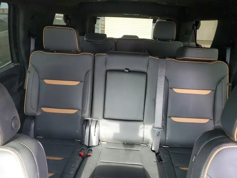 2022 GMC YUKON AT4  