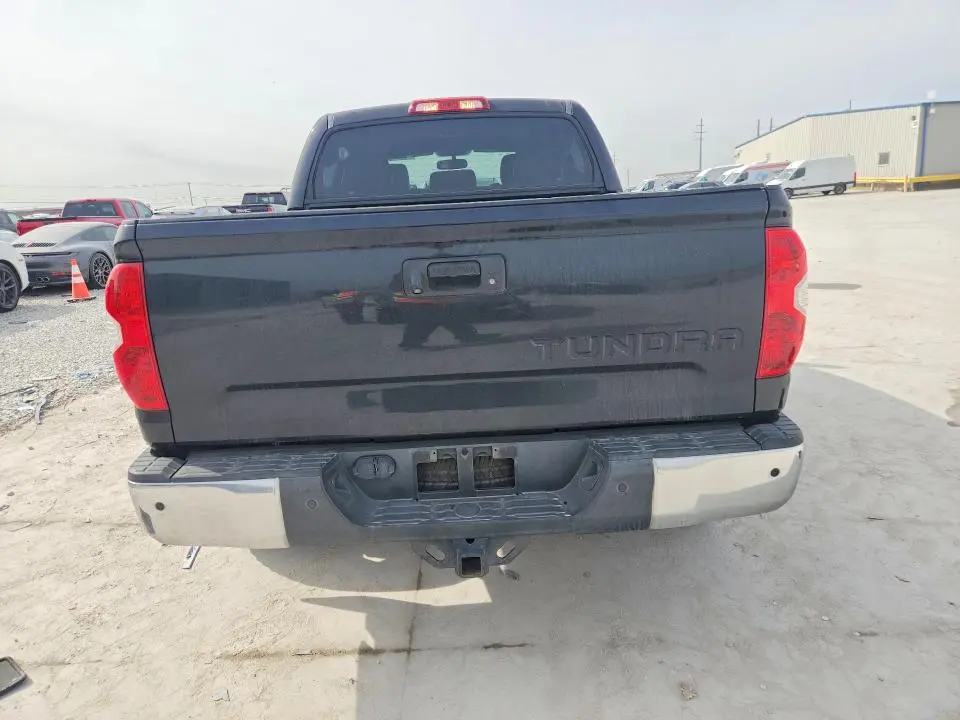 2015 TOYOTA TUNDRA CREWMAX 1794  