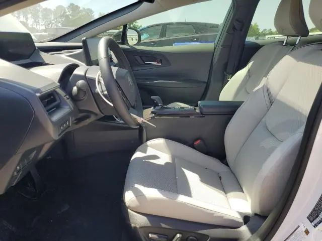 2025 TOYOTA PRIUS LE  