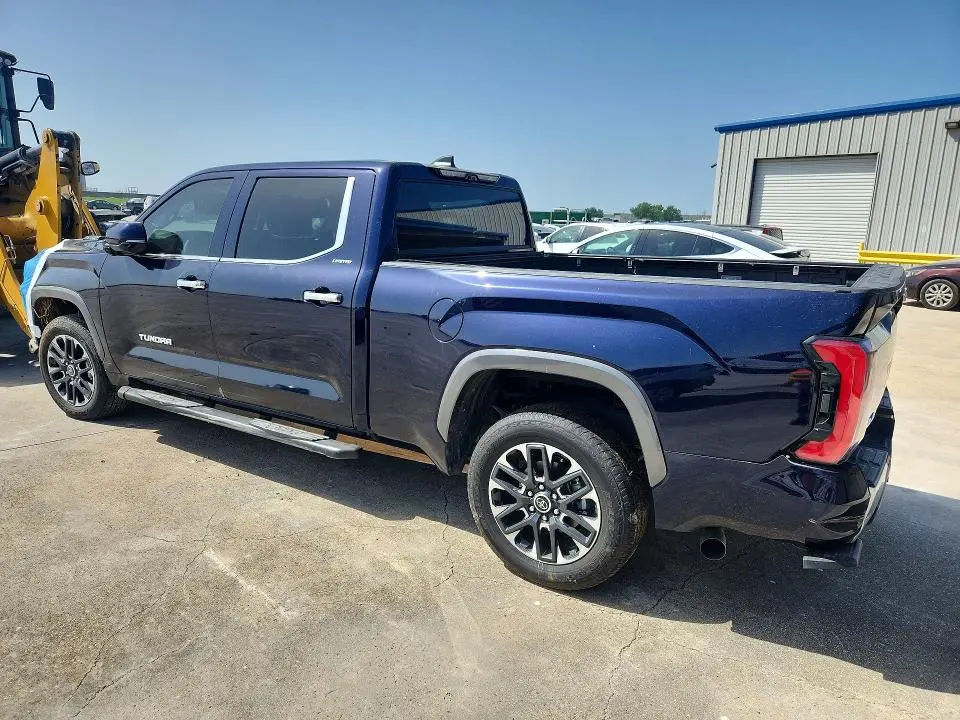 2024 TOYOTA TUNDRA CREWMAX LIMITED  