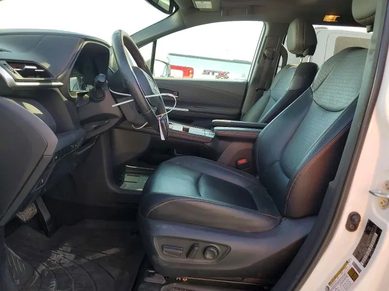 2021 TOYOTA SIENNA XSE 7-PASSENGER  