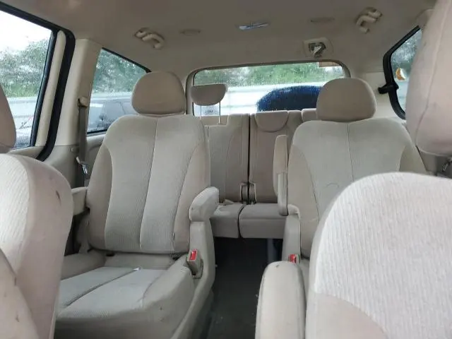 2012 KIA SEDONA LX  