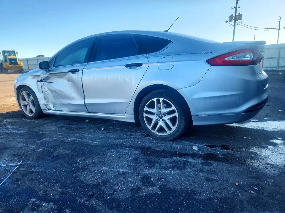 2015 FORD FUSION SE  