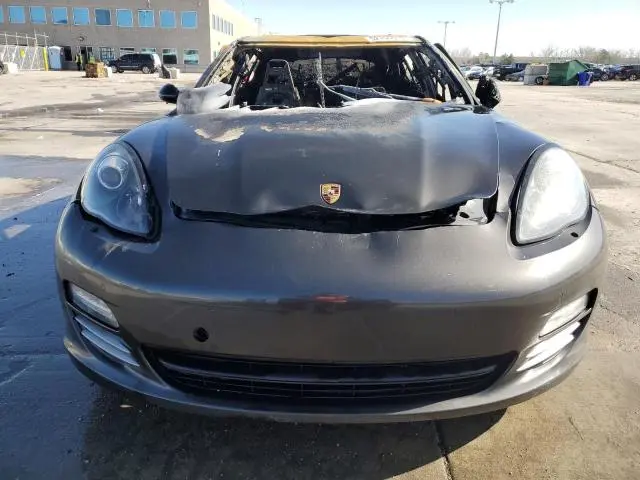 2012 PORSCHE PANAMERA 2  