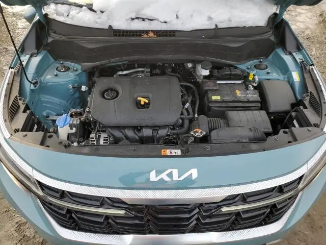 2024 KIA SELTOS EX  