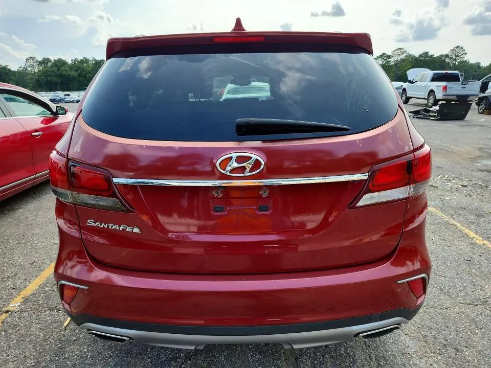 2017 HYUNDAI SANTA FE SE  