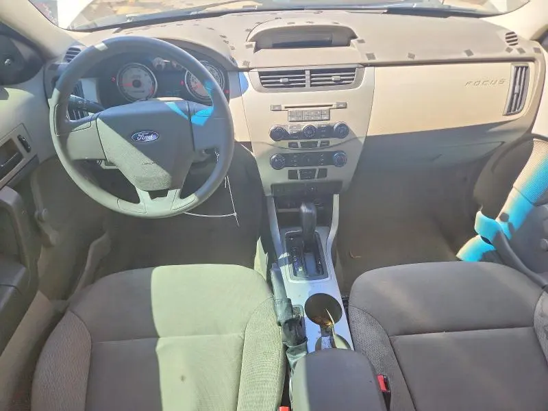 2010 FORD FOCUS S  