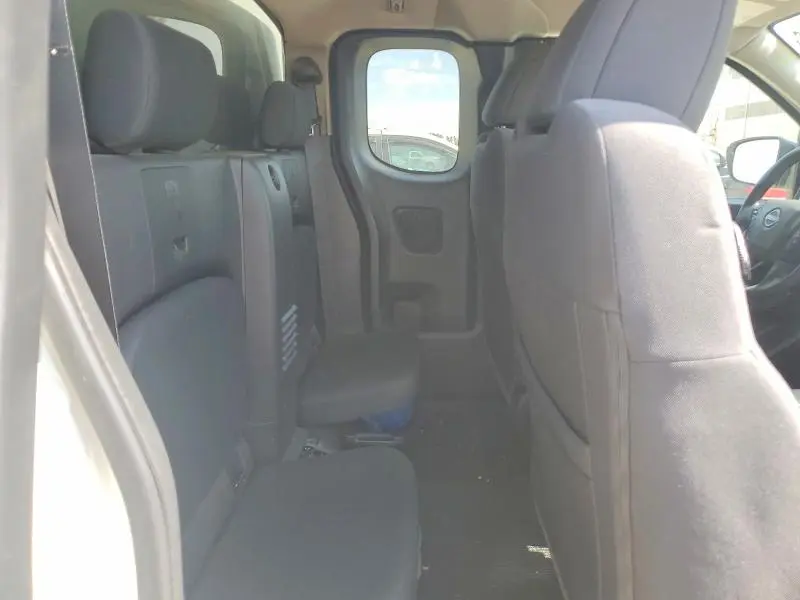2025 NISSAN FRONTIER S  
