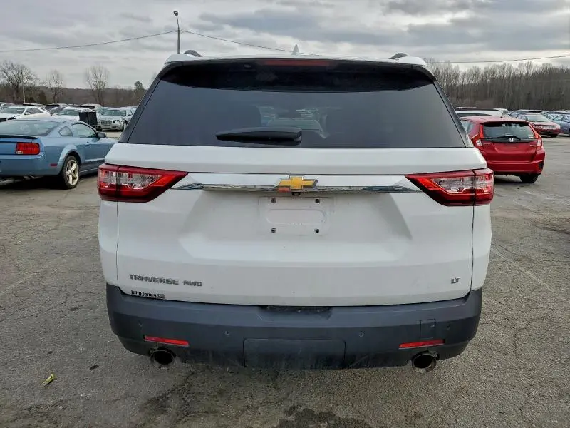 2021 CHEVROLET TRAVERSE LT  