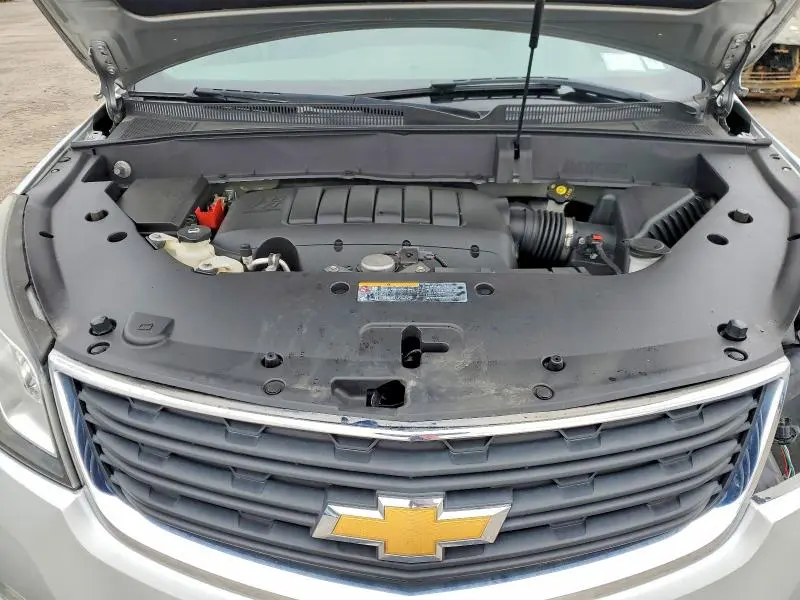 2017 CHEVROLET TRAVERSE LS  