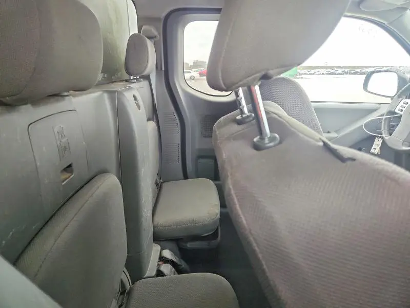 2019 NISSAN FRONTIER S  