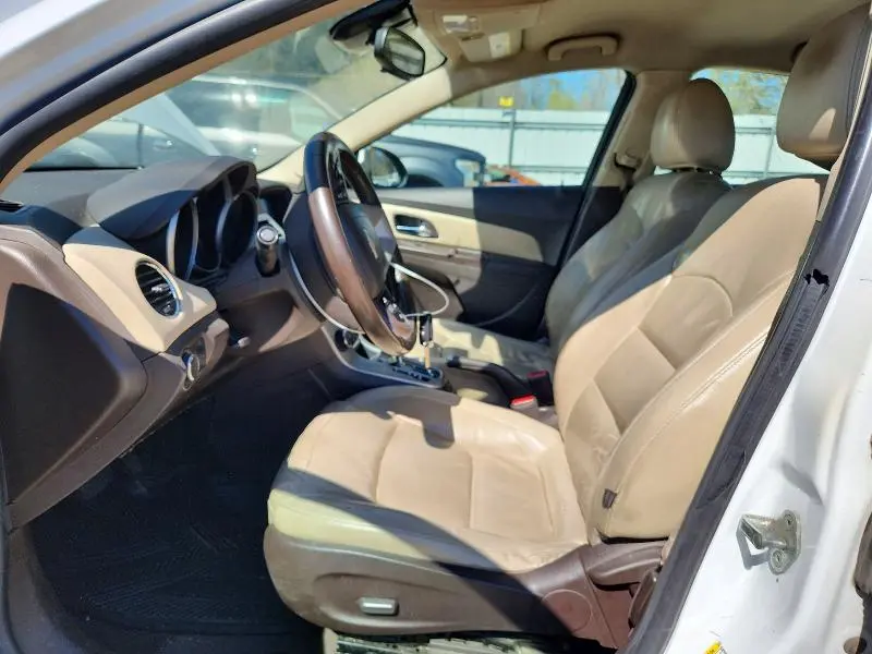 2015 CHEVROLET CRUZE LT  