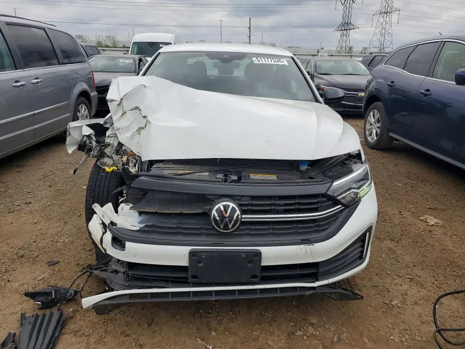 2024 VOLKSWAGEN JETTA SPORT  