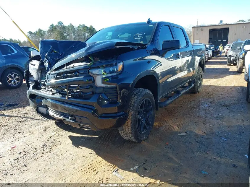 2025 CHEVROLET SILVERADO 1500 4WD  SHORT BED LT TRAIL BOSS