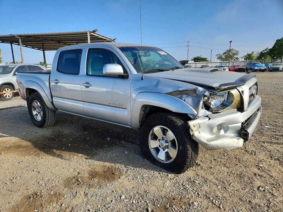2010 TOYOTA TACOMA V6  