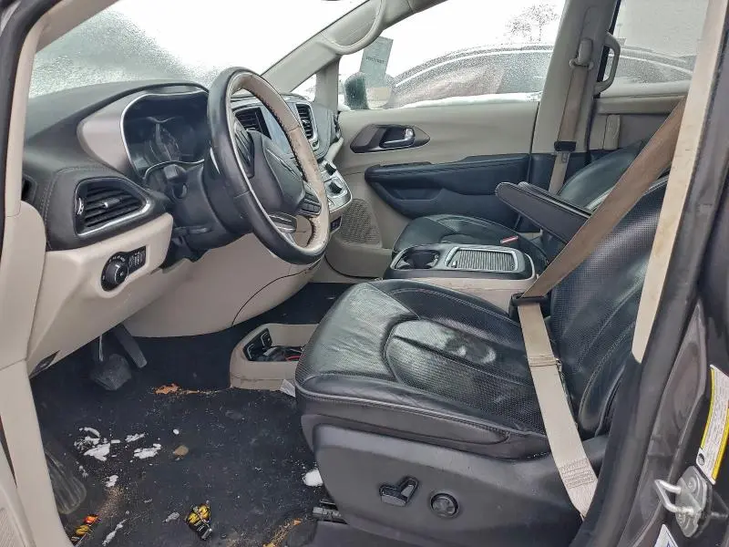2019 CHRYSLER PACIFICA LIMITED  