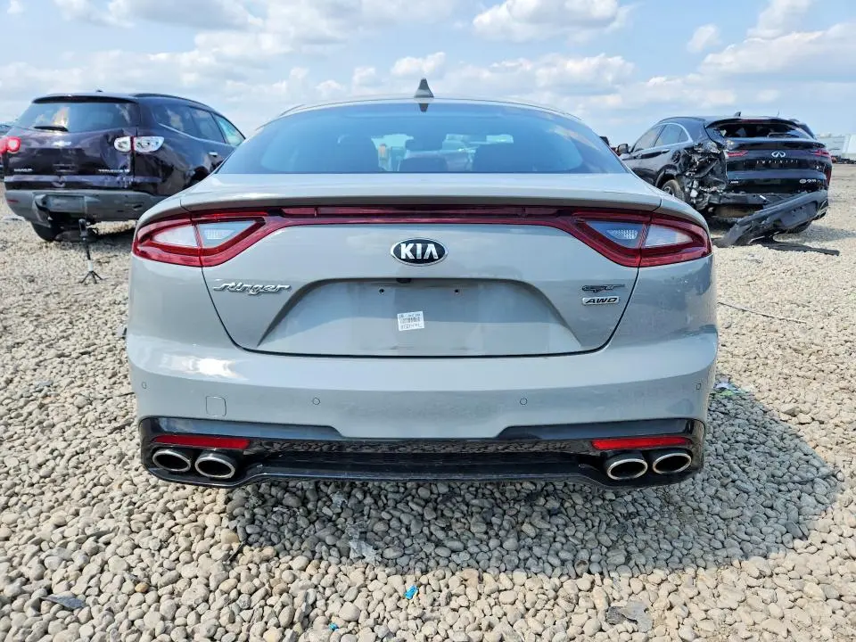2018 KIA STINGER GT2  