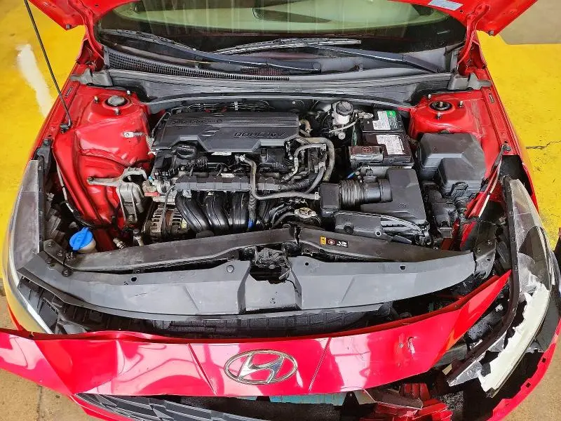 2021 HYUNDAI ELANTRA SE  