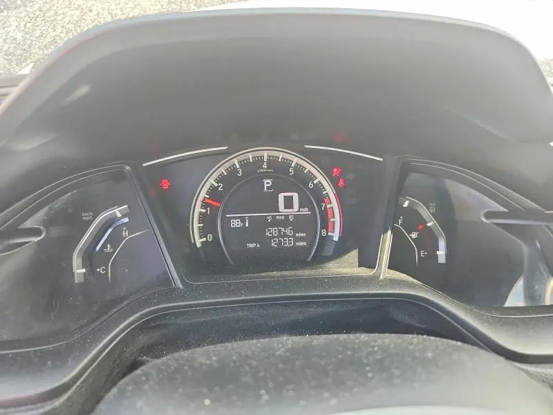 2018 HONDA CIVIC LX  