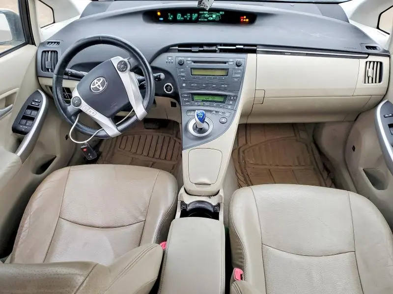 2010 TOYOTA PRIUS IV  