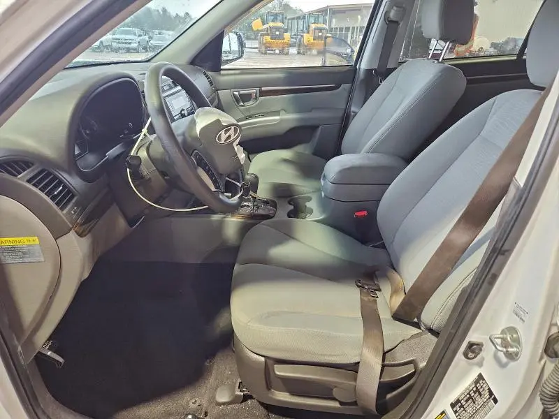 2011 HYUNDAI SANTA FE GLS  