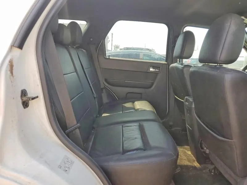 2011 FORD ESCAPE LIMITED  