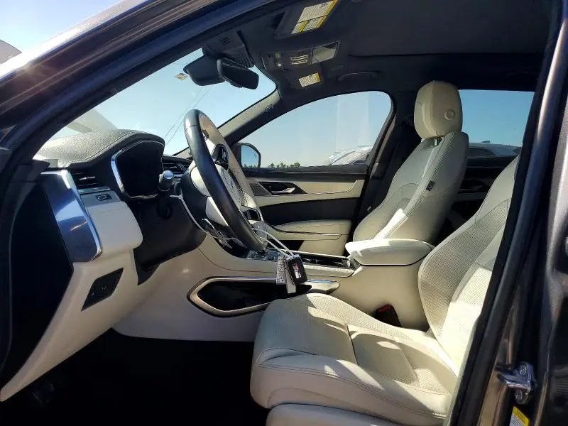 2025 JAGUAR F-PACE R-DYNAMIC S  