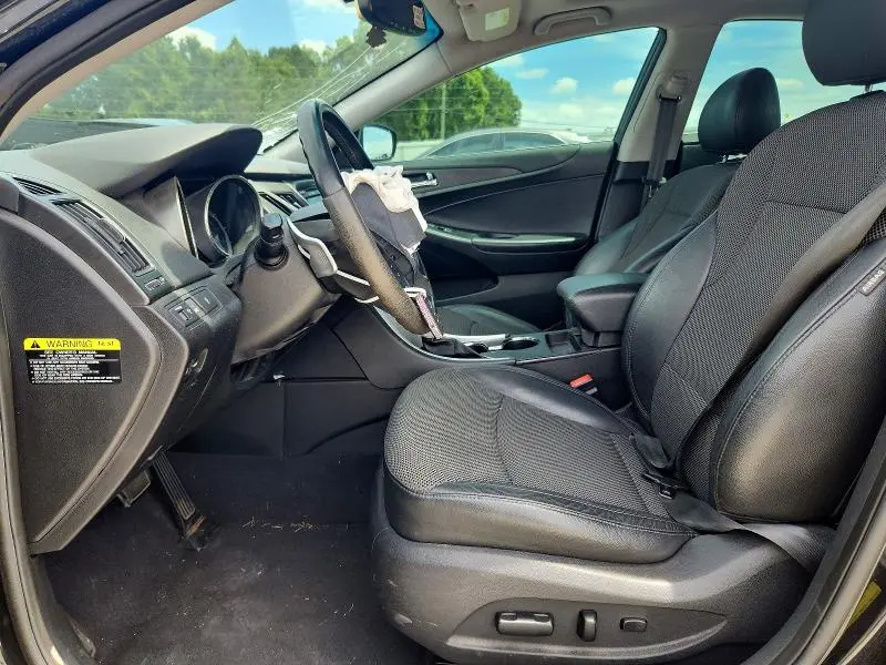 2011 HYUNDAI SONATA SE  