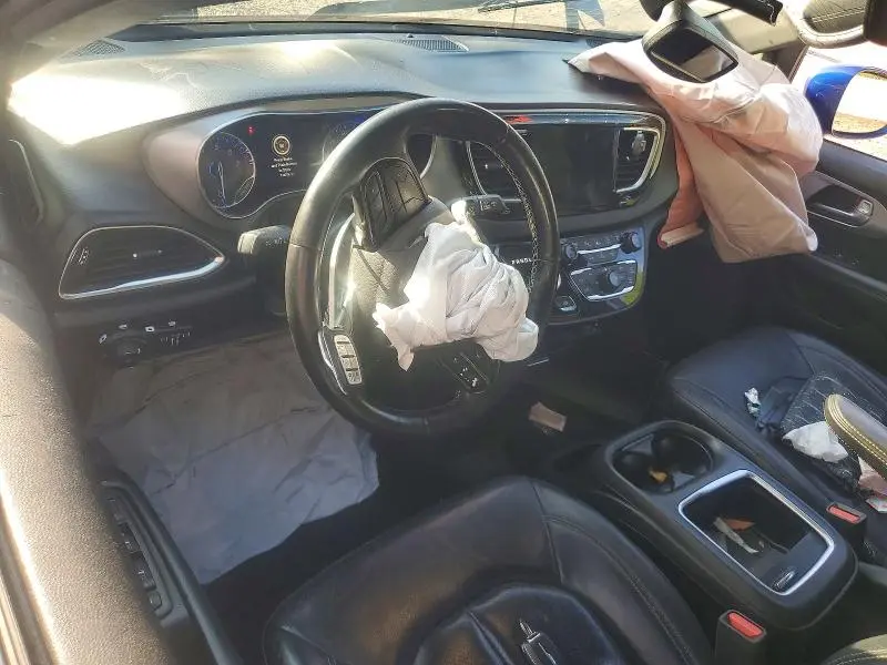 2019 CHRYSLER PACIFICA TOURING L PLUS  