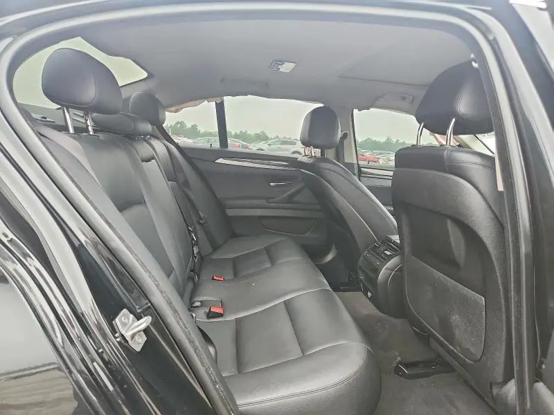 2015 BMW 528 XI  