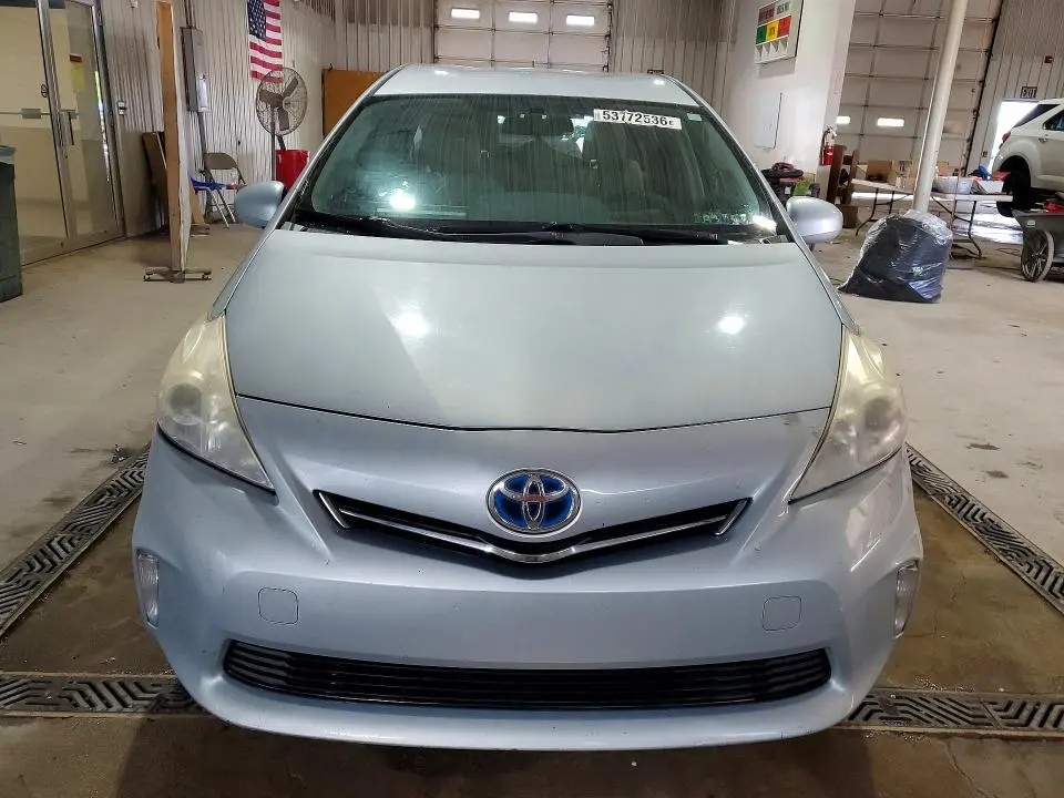 2012 TOYOTA PRIUS V TWO  