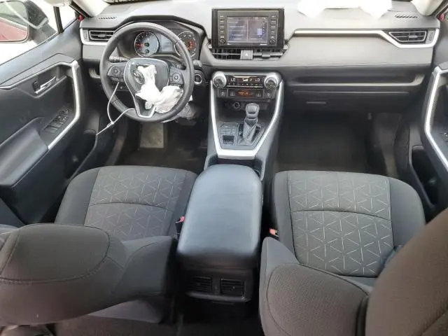2021 TOYOTA RAV4 XLE  