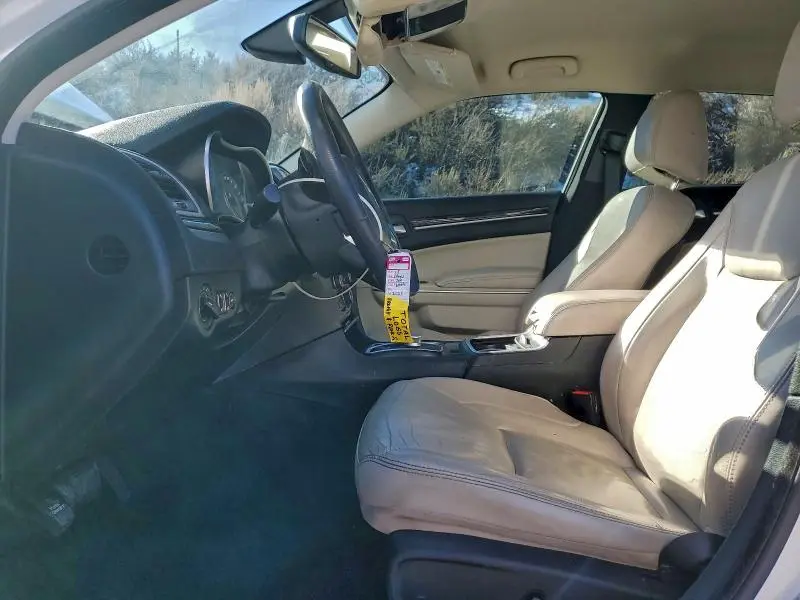 2015 CHRYSLER 300 LIMITED  