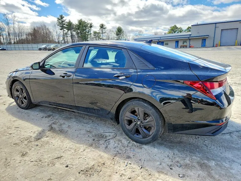 2021 HYUNDAI ELANTRA SEL  