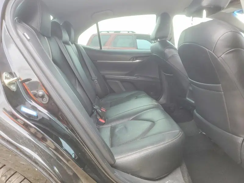 2020 TOYOTA CAMRY SE NIGHTSHADE  