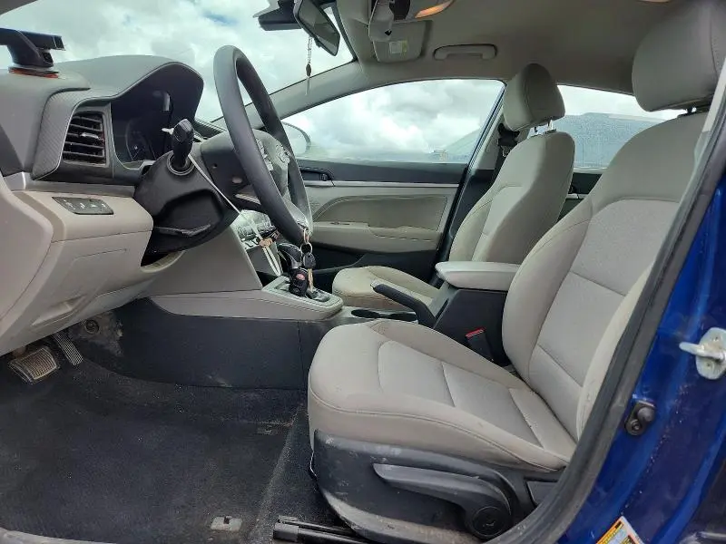 2020 HYUNDAI ELANTRA SEL  
