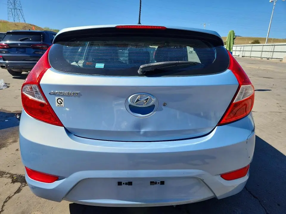 2014 HYUNDAI ACCENT SE  