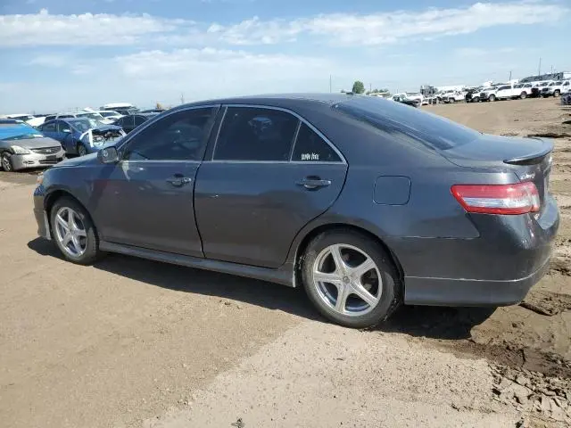 2011 TOYOTA CAMRY SE  