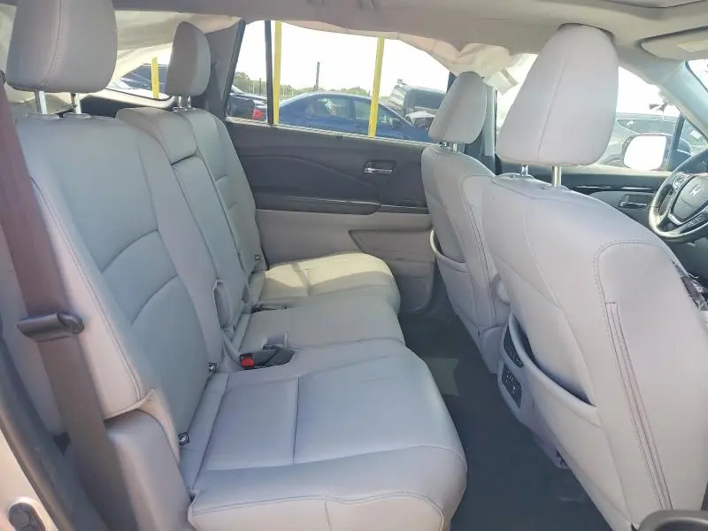 2016 HONDA PILOT TOURING  