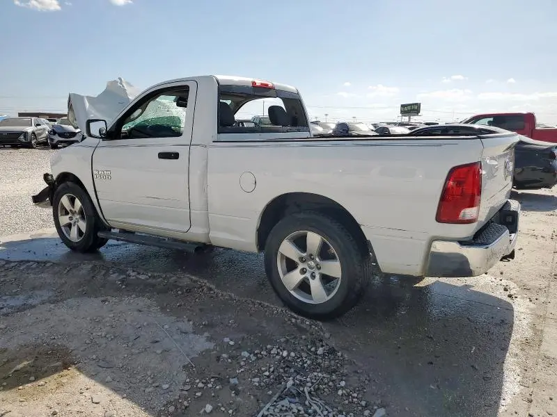 2016 RAM 1500 ST  
