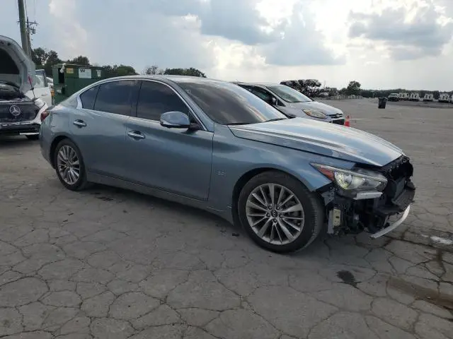 2018 INFINITI Q50 LUXE  