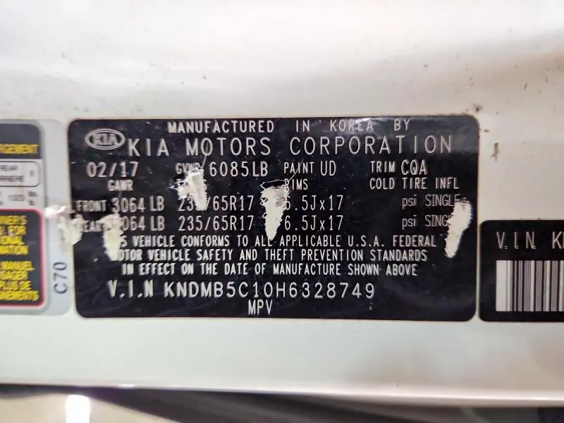 2017 KIA SEDONA LX  