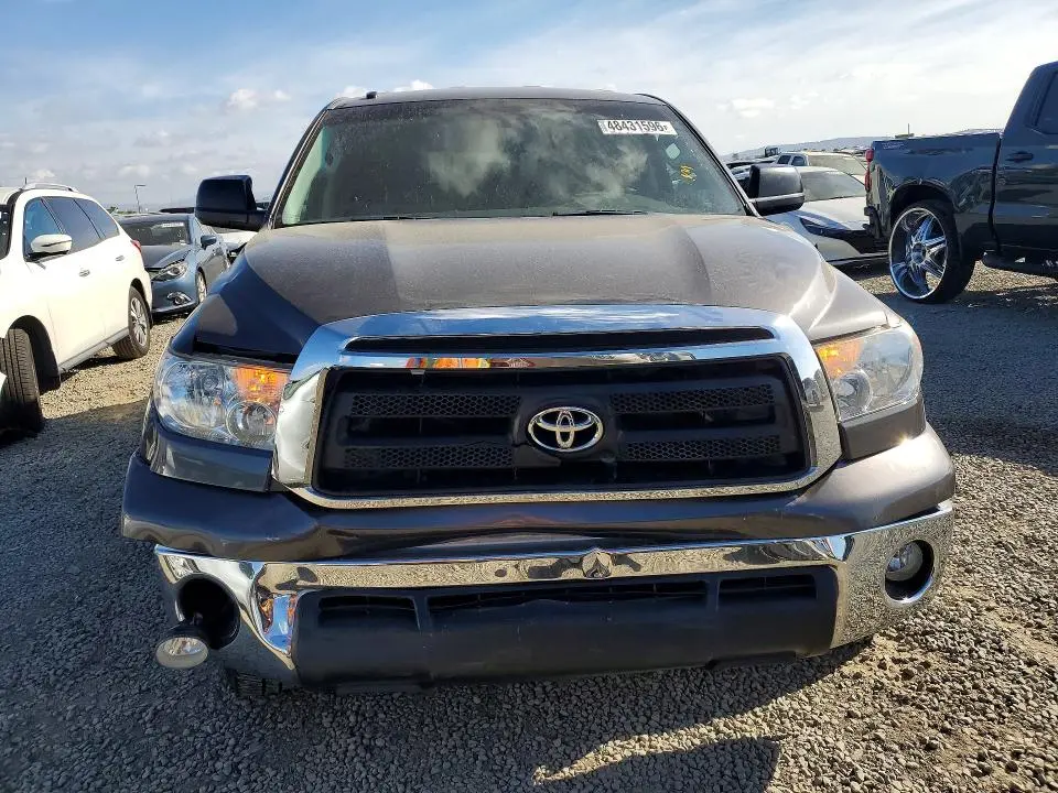 2011 TOYOTA TUNDRA GRADE  