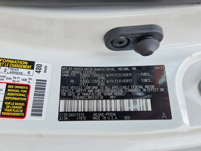 2021 TOYOTA SIENNA LE  