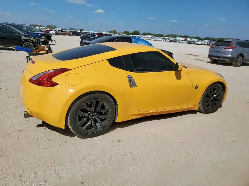 2017 NISSAN 370Z BASE  