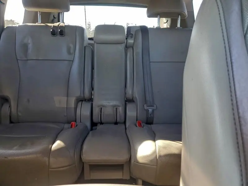 2013 TOYOTA HIGHLANDER LIMITED  